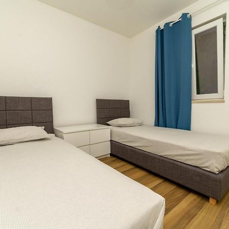 Stone House Magali Villa Sveti Jakov Екстериор снимка