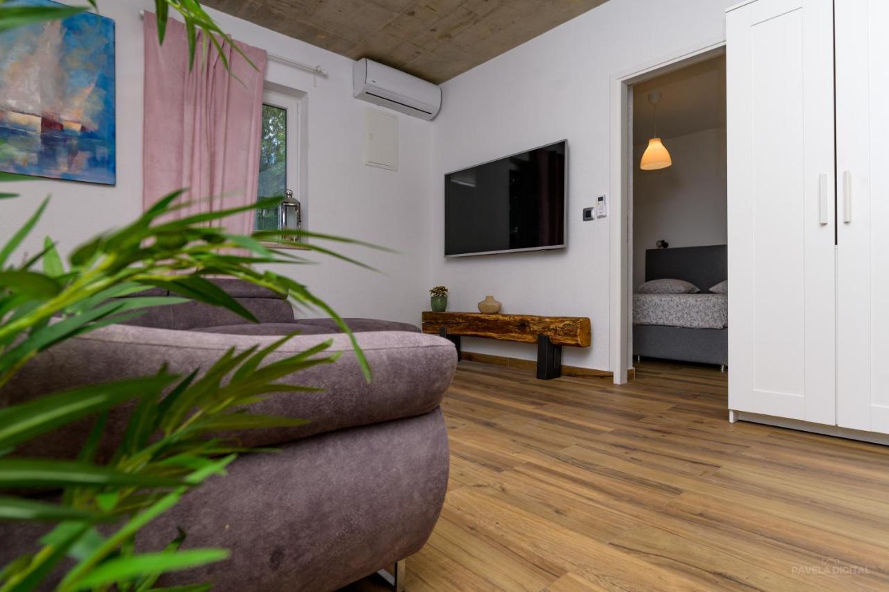 Stone House Magali Villa Sveti Jakov Екстериор снимка